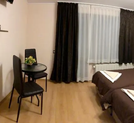 за гости тони и крис Guest house