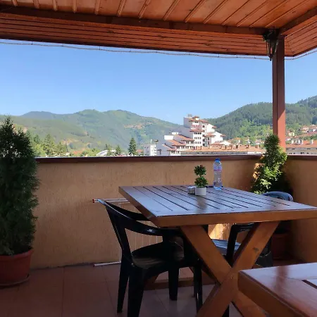за гости тони и крис Penzion 3*