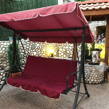 Penzion за гости тони и крис Devin