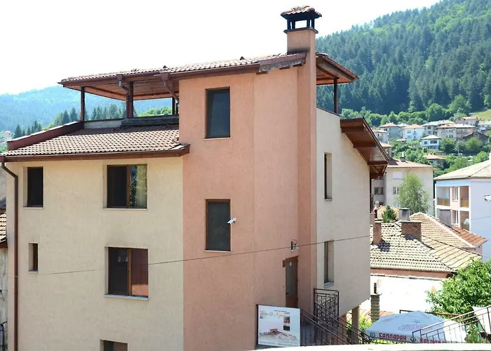 за гости тони и крис Penzion 3*